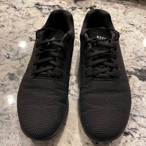 NoBull men’s trainer